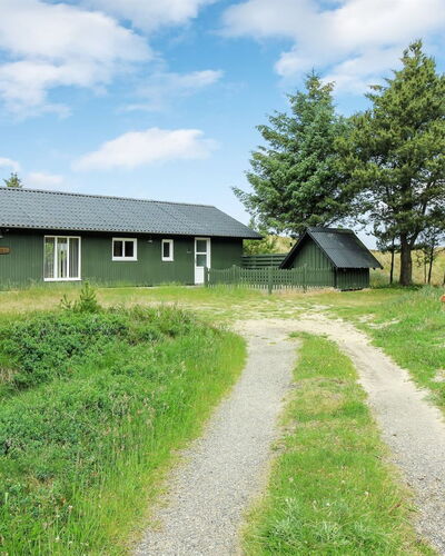 Juste - 2.2Km from the Sea