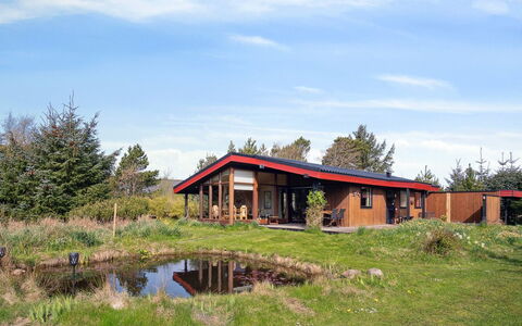 Sune - 500M from the Sea: 