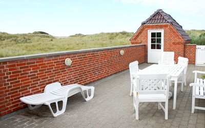 Karlina - 100M from the Sea