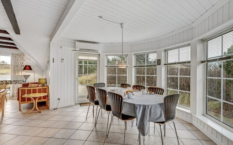 Sannie - 450M from the Sea