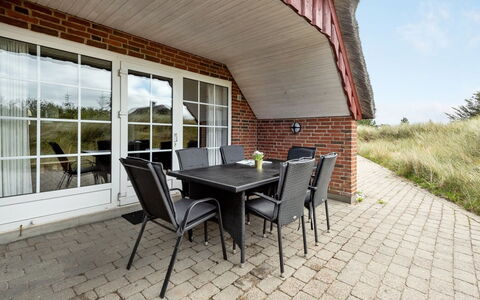Sannie - 450M from the Sea