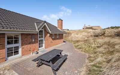 Hinrich - 300M from the Sea