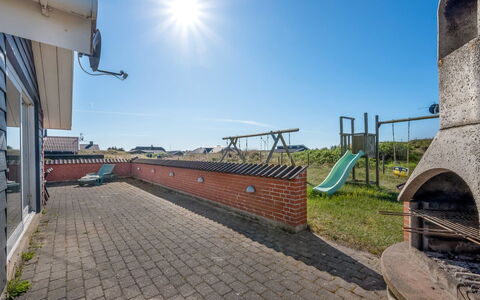 Fia - from the Sea: Erba, Casa, Tetto, Casa, Villetta, Arbusto, Lotto, Area Rurale, Agriturismo, Groundcover