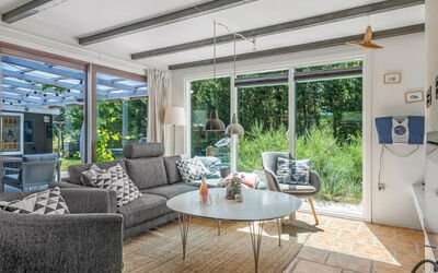 Resi - 400M from the Sea