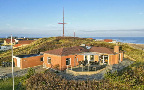 Fris - 100M from the Sea: Villetta, Capannone, Capanna, Agriturismo, Prateria, Baracca, Fienile, Log Cabin, Edifici Giardino