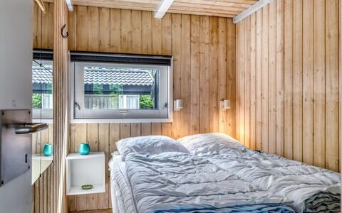 Immi - 1.5Km from the Sea: Legna, Plank, Camera Da Letto, Latifoglie, Color Legno, Log Cabin, Design, Letto, Bedding