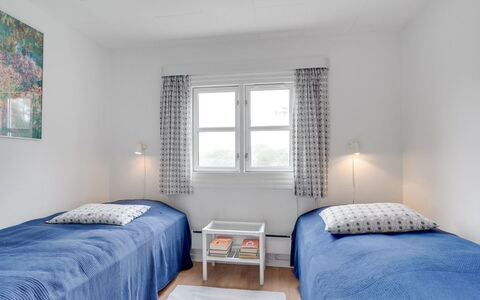 Baldine - 140M from the Sea: Camera Da Letto, Letto, Pavimento, Casa, Bedding, Appartamento, Soffitto, Telaio Del Letto, Lenzuolo, Biancheria
