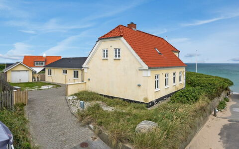 Atena - 50M from the Sea: Tetto, Lotto, Villetta, Casa, Area Rurale, Capannone, Raccordo, Edifici Giardino, Log Cabin, Capanna