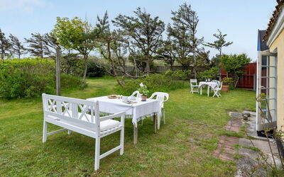 Helny - 300M from the Sea