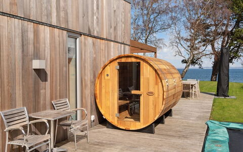 Vanta - 10M from the Sea: Tetto, Lotto, Villetta, Casa, Area Rurale, Capannone, Raccordo, Edifici Giardino, Log Cabin, Capanna