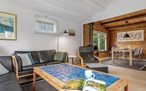 Aarno - 700M from the Sea: Tetto, Lotto, Villetta, Casa, Area Rurale, Capannone, Raccordo, Edifici Giardino, Log Cabin, Capanna