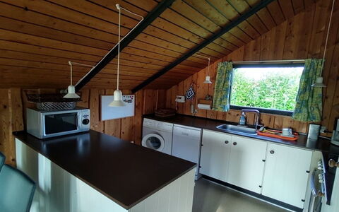 Rieke - 300M from the Sea: Legna, Soffitto, Casa, Mobilia, Cucina, Camera, Villetta, Latifoglie, Color Legno, Elettrodomestico Da Cucina