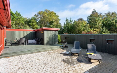 Eliane - 4Km from the Sea: Materiale Composito, Mobilia, Giardino, Mobili Da Esterno, Shade, Backyard, Piscina, Cortile, Color Legno, Deck