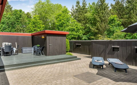 Eliane - 4Km from the Sea: Legna, Giardino, Color Legno, Latifoglie, Shade, Backyard, Mobili Da Esterno, Deck, Landscaping, Cortile