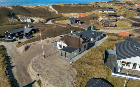 Annelouise - 100M from the Sea