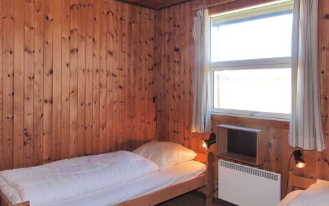 Rami - from the Sea: Camera Da Letto, Parete, Letto, Legna, Pavimento, Pavimentazione, Interior Design, Lenzuolo, Bedding, Soffitto