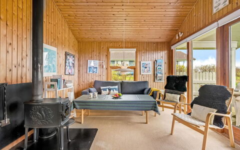 Tanea - 700M to the Fjord: Interior Design, Legna, Mobilia, Pavimentazione, Pavimento, Soffitto, Pavimento In Legno, Soggiorno, Camera, Latifoglie