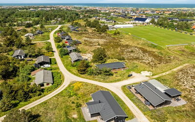 Raakel - 950M from the Sea