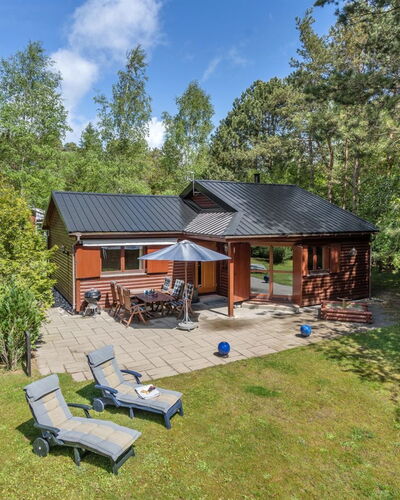 Bette - 8Km from the Sea