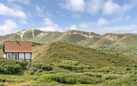Kulle - 200M from the Sea: Legna, Casa, Portico, Deck, Latifoglie, Tetto, Color Legno, Pavimento In Legno, Eco Hotel