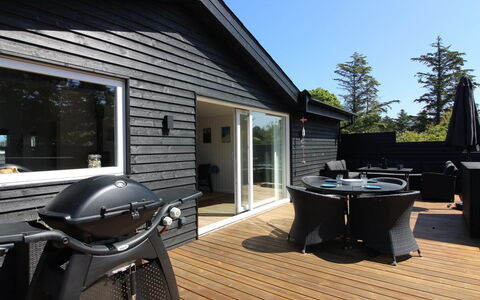 Kamp - 700M from the Sea: Legna, Casa, Portico, Deck, Latifoglie, Tetto, Color Legno, Pavimento In Legno, Eco Hotel