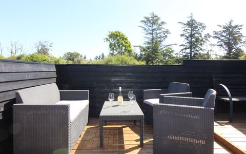 Kamp - 700M from the Sea: Legna, Casa, Portico, Deck, Latifoglie, Tetto, Color Legno, Pavimento In Legno, Eco Hotel