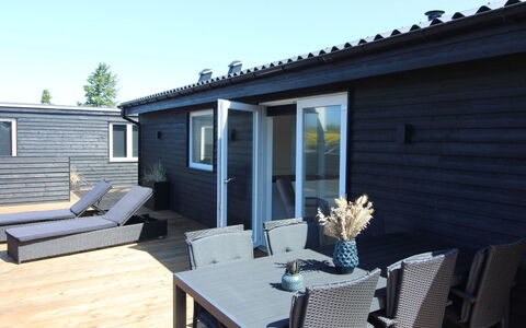 Kamp - 700M from the Sea: Legna, Casa, Portico, Deck, Latifoglie, Tetto, Color Legno, Pavimento In Legno, Eco Hotel