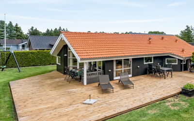 Egino - 1Km from the Sea