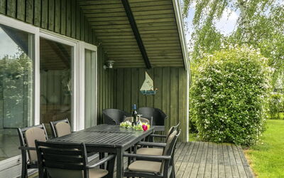 Simonia - 600M from the Sea