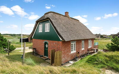 Liselott - 300M from the Sea