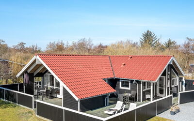 Germaine - 1.2Km from the Sea