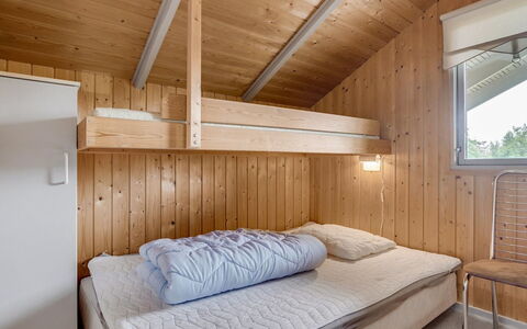 Bryniulf - 1.8Km from the Sea: Parete, Camera Da Letto, Interior Design, Legna, Letto, Soffitto, Pavimento, Pavimentazione, Lenzuolo, Bedding