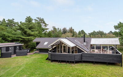 Medard - 2Km from the Sea