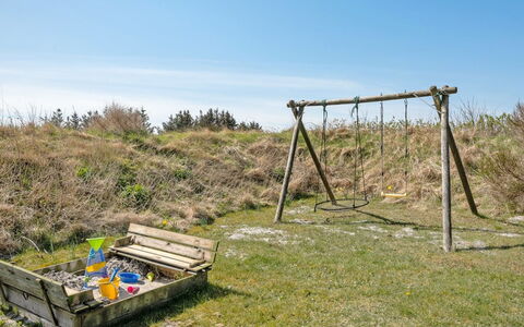 Wulfhild - 800M from the Sea: Comunita 'Impianto, Luce Del Sole, Pianta Erbacea, Giardino, Piantagione, Agricoltura, Azienda Agricola