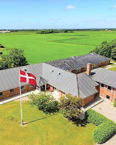 Martinus - 5.5Km from the Sea