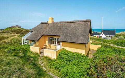 Quirina - 75M from the Sea: Villetta, Capannone, Capanna, Agriturismo, Prateria, Baracca, Fienile, Log Cabin, Edifici Giardino