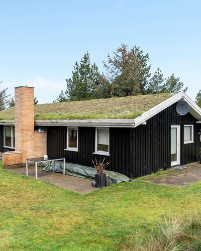 Gloria - 2.5Km from the Sea
