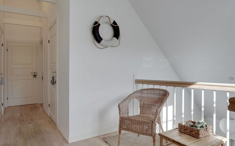 Riki - 150M from the Sea: Ricreazione, Pubblicità, Parco, Banner, Cartello, Sentiero