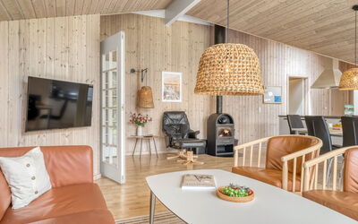 Tialda - 1.3Km from the Sea