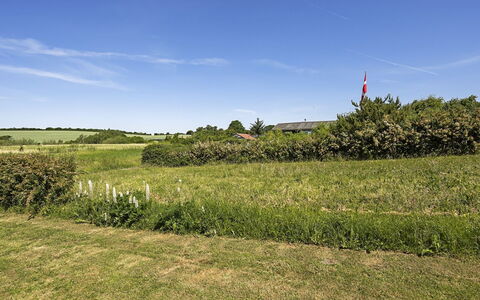 Kierstine - 100M from the Sea: Zona Residenziale, Tetto, Sobborgo, Driveway, Estate, Camino