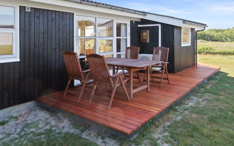 Allis - 400M from the Sea: Casa, Villetta, Portico, Latifoglie, Raccordo, Deck, Shade, Plank, Estate, Edifici Giardino