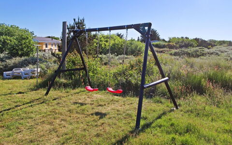 Allis - 400M from the Sea: Casa, Villetta, Portico, Latifoglie, Raccordo, Deck, Shade, Plank, Estate, Edifici Giardino