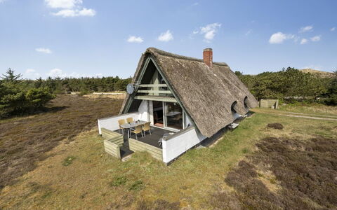 Thorbjörn - from the Sea: Architettura, Tetto, Casa, Materiale Composito, Illuminazione Diurna, Raccordo, Driveway