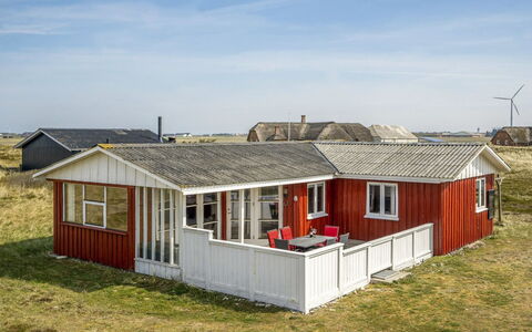 Hansen - 75M from the Sea: Legna, Tetto, Architettura, Casa, Casa, Villetta, Raccordo, Latifoglie, Pendenza, Estate