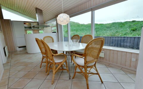 Hadar - 100M from the Sea: Legna, Casa, Portico, Deck, Latifoglie, Tetto, Color Legno, Pavimento In Legno, Eco Hotel