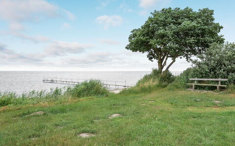 Birge - 200M from the Sea: Blu, Corpo D'Acqua, Vegetazione, Orizzonte, Paesaggio Naturale, Mare, Ecoregione, Costiera E Morfologie Oceanic, Pascolo, Nube