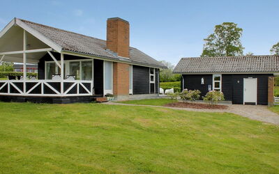 Silka - 250M from the Sea