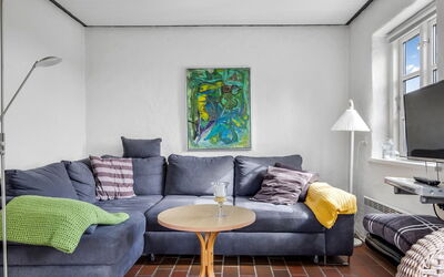 Thorben - 3.5Km from the Sea