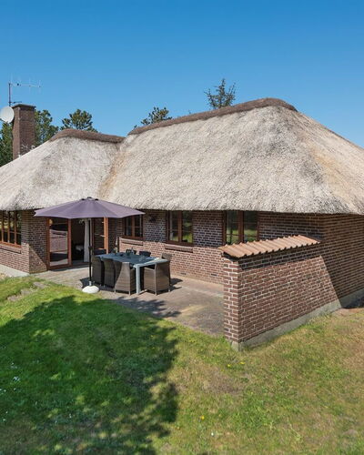 Satzur - 800M from the Sea
