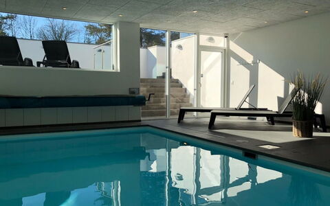 Ancel - 1.7Km from the Sea: Piscina, Mobili Da Esterno, Mobilia, Ricorrere, Flagstone, Eco Hotel, Shade, Sedia, Tempo Libero, Estate